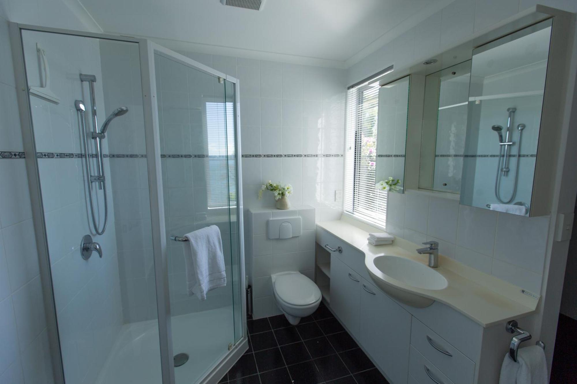 Rotorua Serenity Lakeview Retreat Exterior photo
