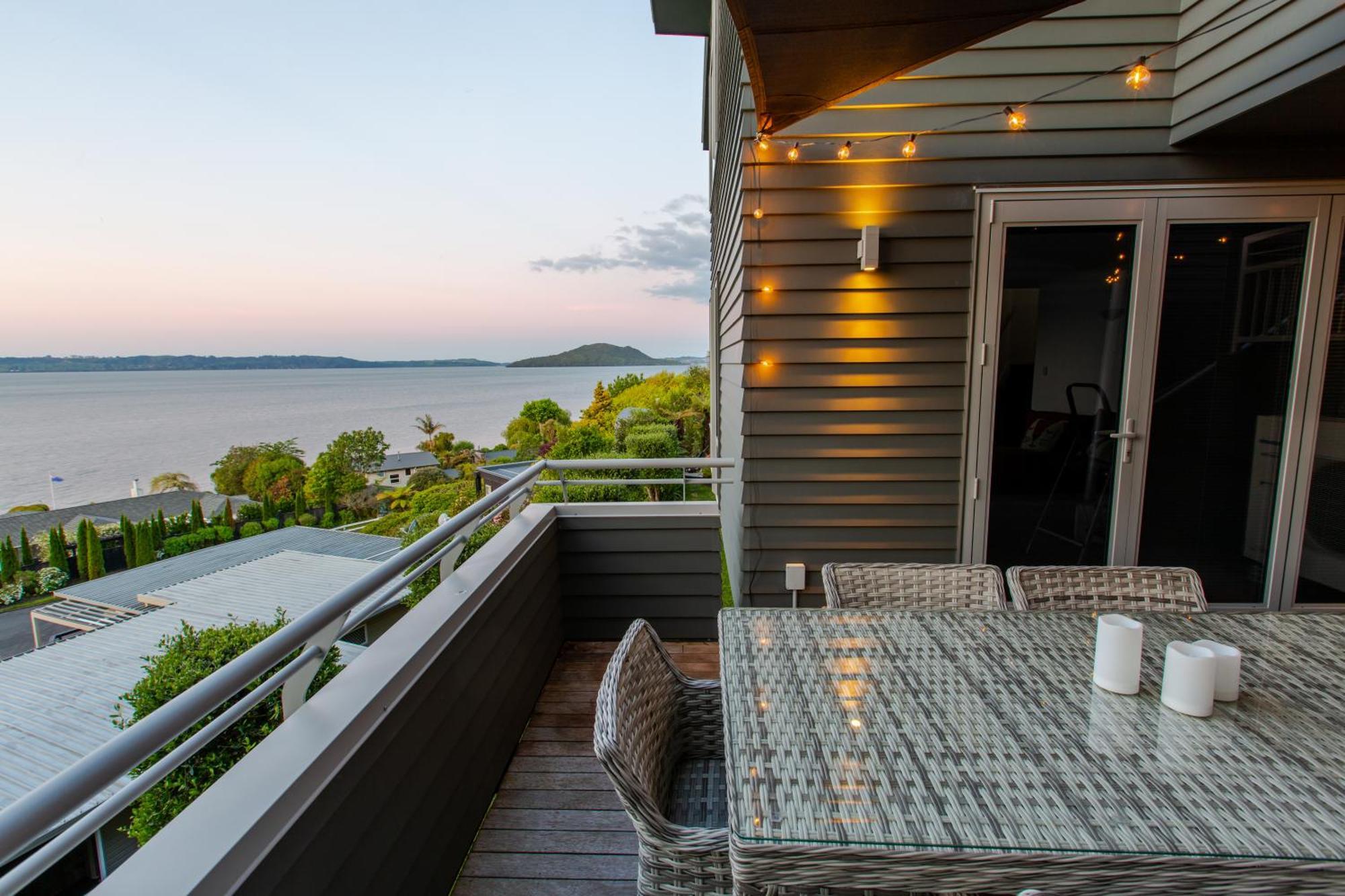 Rotorua Serenity Lakeview Retreat Exterior photo