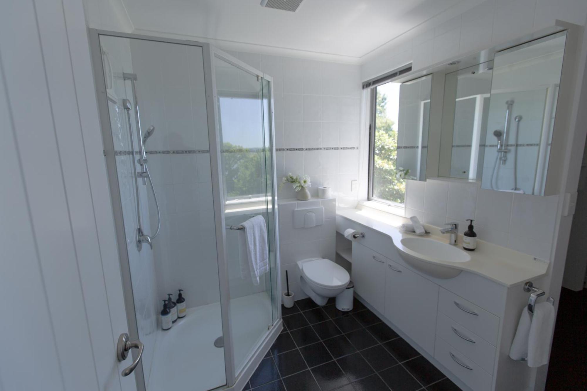 Rotorua Serenity Lakeview Retreat Exterior photo