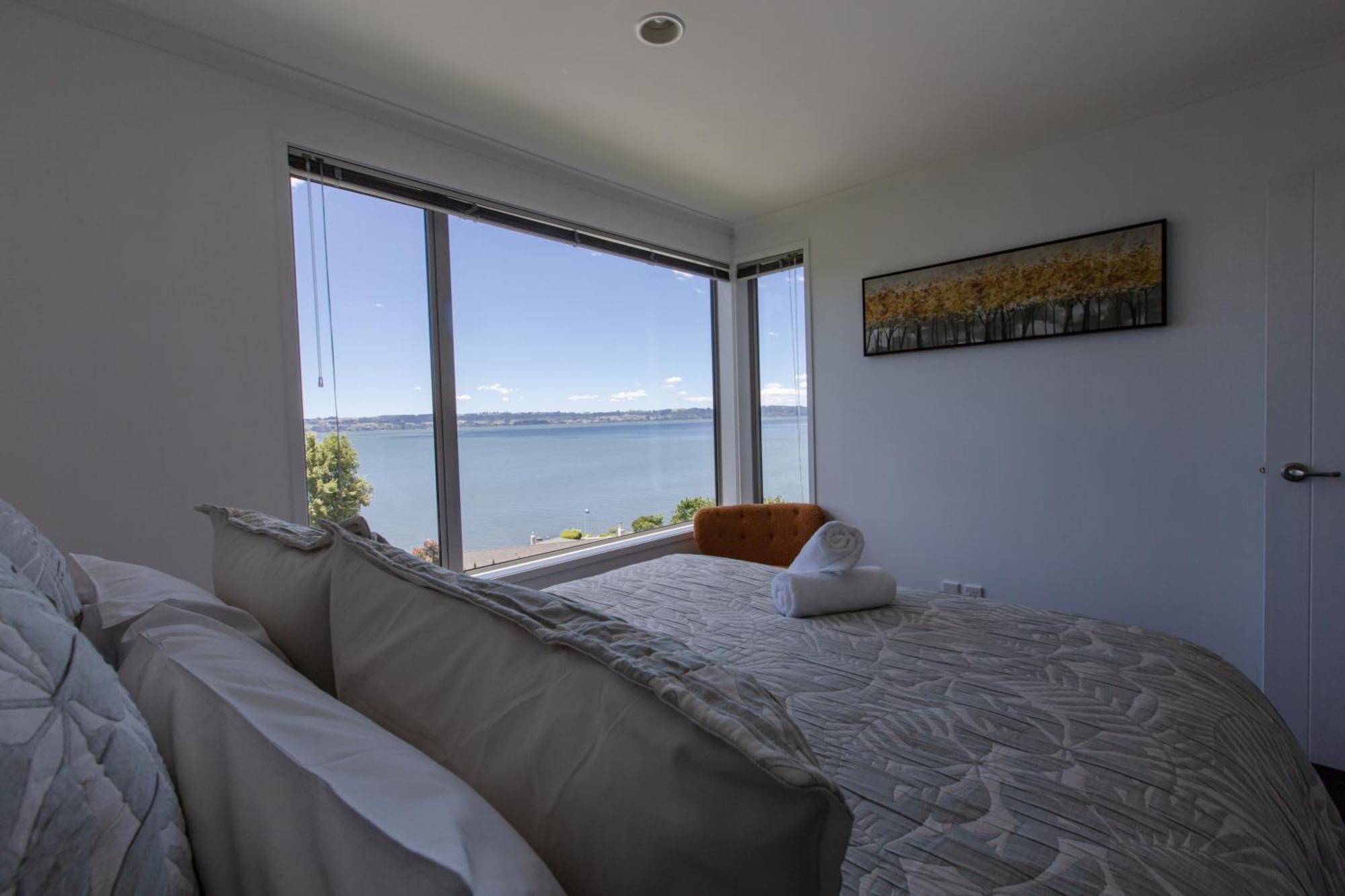 Rotorua Serenity Lakeview Retreat Exterior photo
